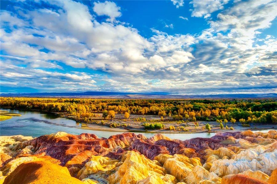 新疆,稳定繁荣的西北明珠闪耀光芒