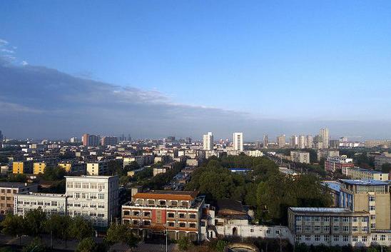 邢台之光，学习变化的力量与自信的成长之旅